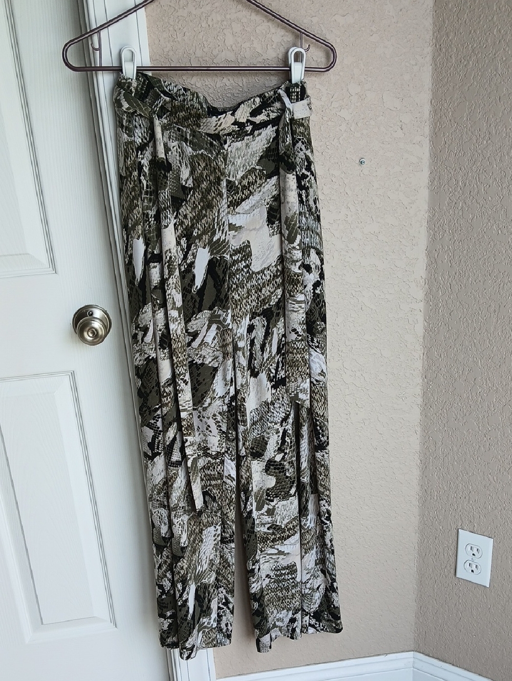 Abstract Olive Wide-Leg Palazzo Pants with Tie Waist